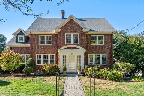 27 Chesterfield Rd Newton MA 02465