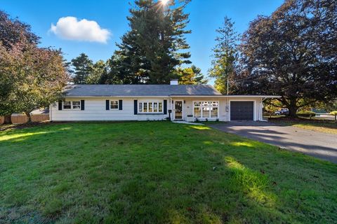 36 Pondview Cir Brockton MA 02301