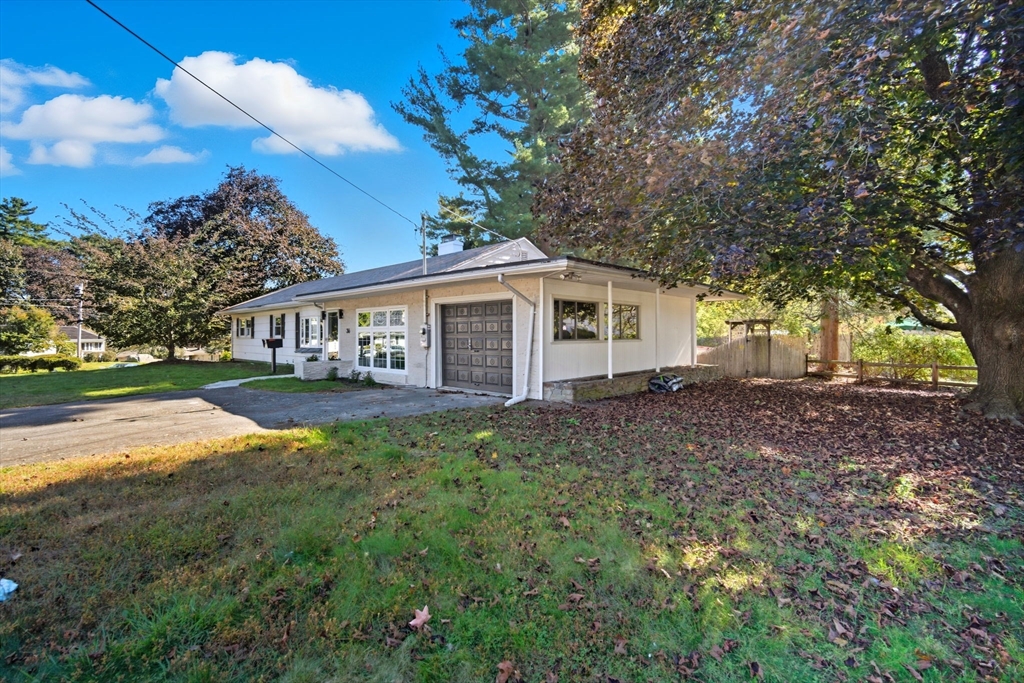 36 Pondview Cir