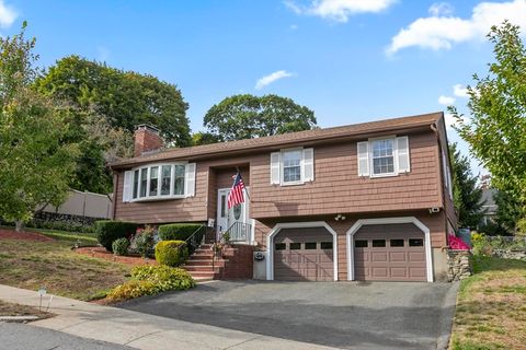 3 Gladstone St Wakefield MA 01880