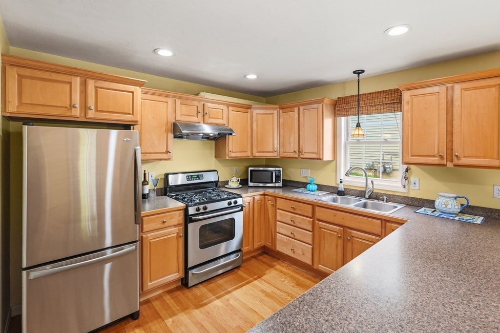 42 Castine St #A, Worcester, MA, 42 Castine St #A, Worcester, MA Photo #10
