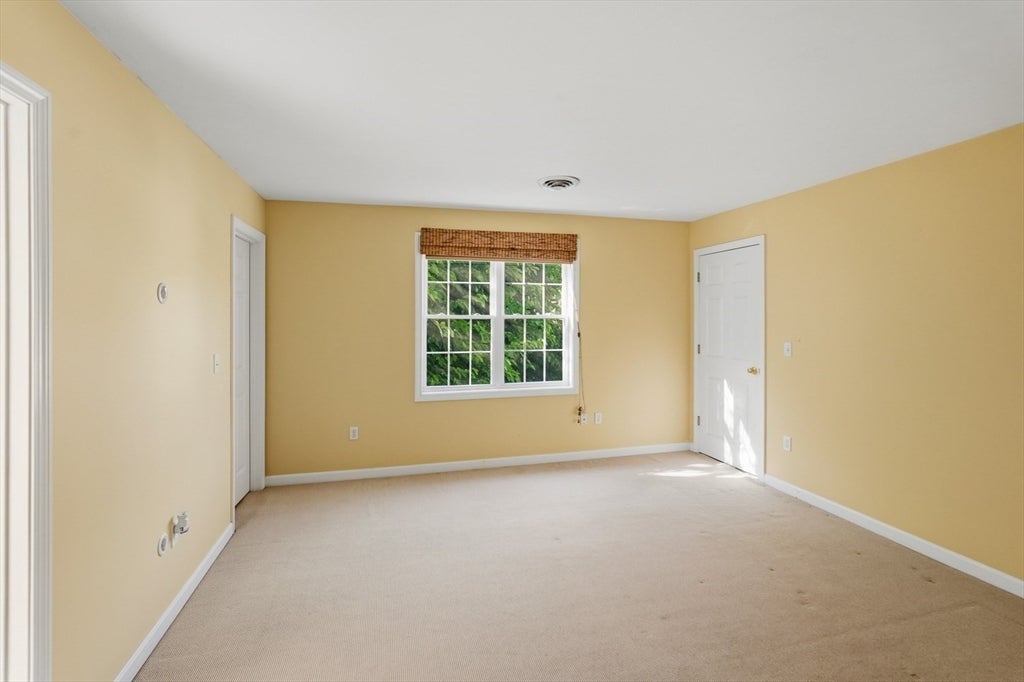 42 Castine St #A, Worcester, MA, 42 Castine St #A, Worcester, MA Photo #32