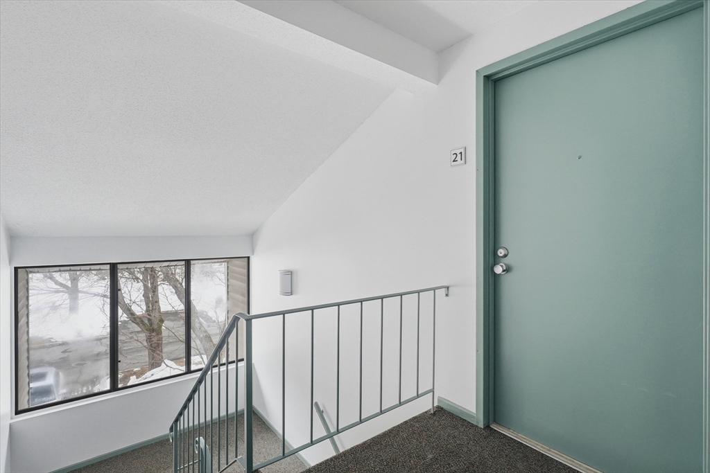 11 Village Rock Ln 21