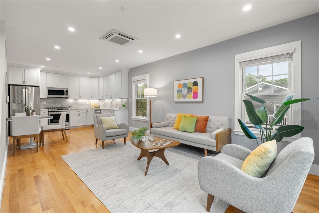 15 Ashland St 2