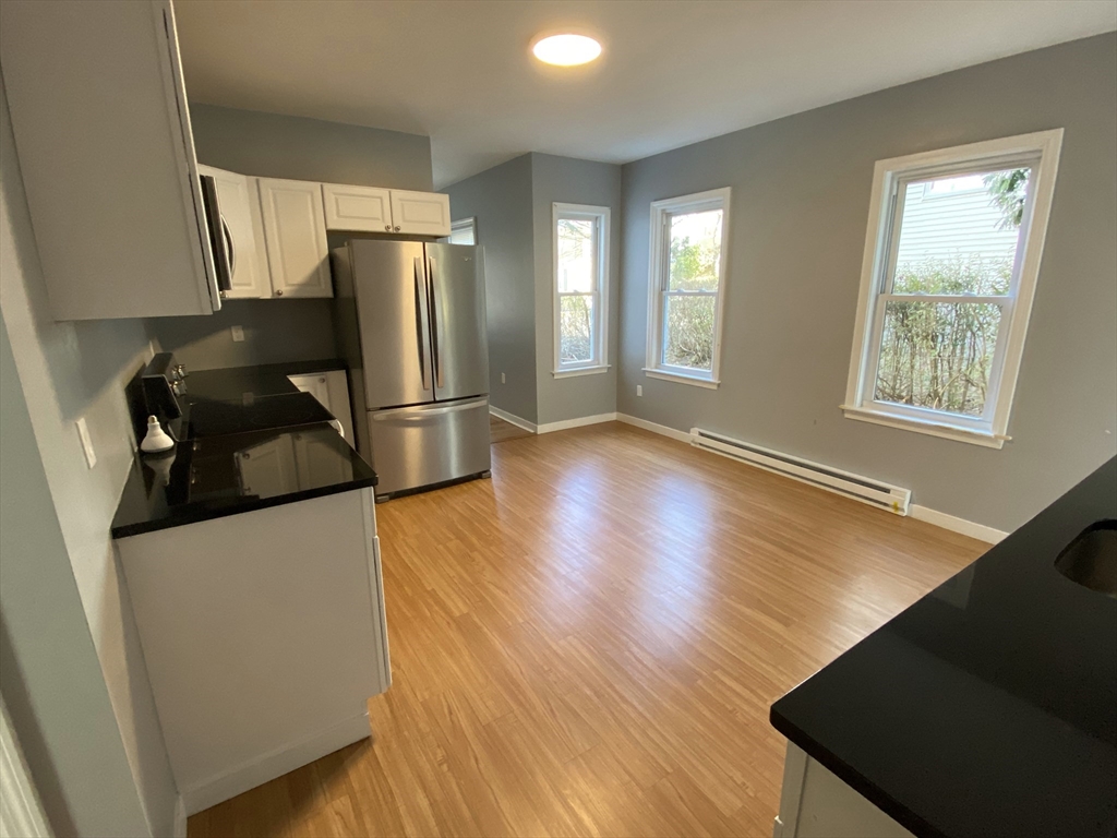 10 Sterling St 2