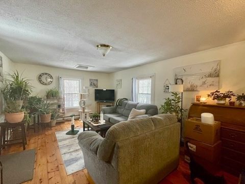 Photo of 531 Summer St #Apt 2, Barre, MA 01005 (MLS # 73472015)