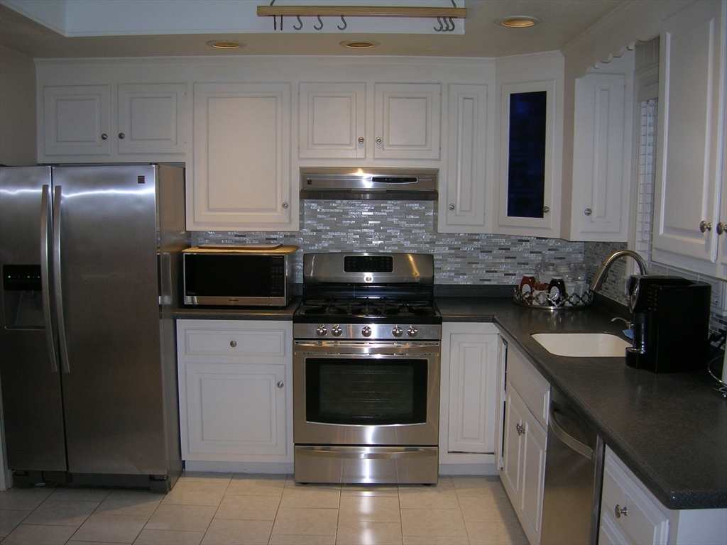 223 Robert Rd