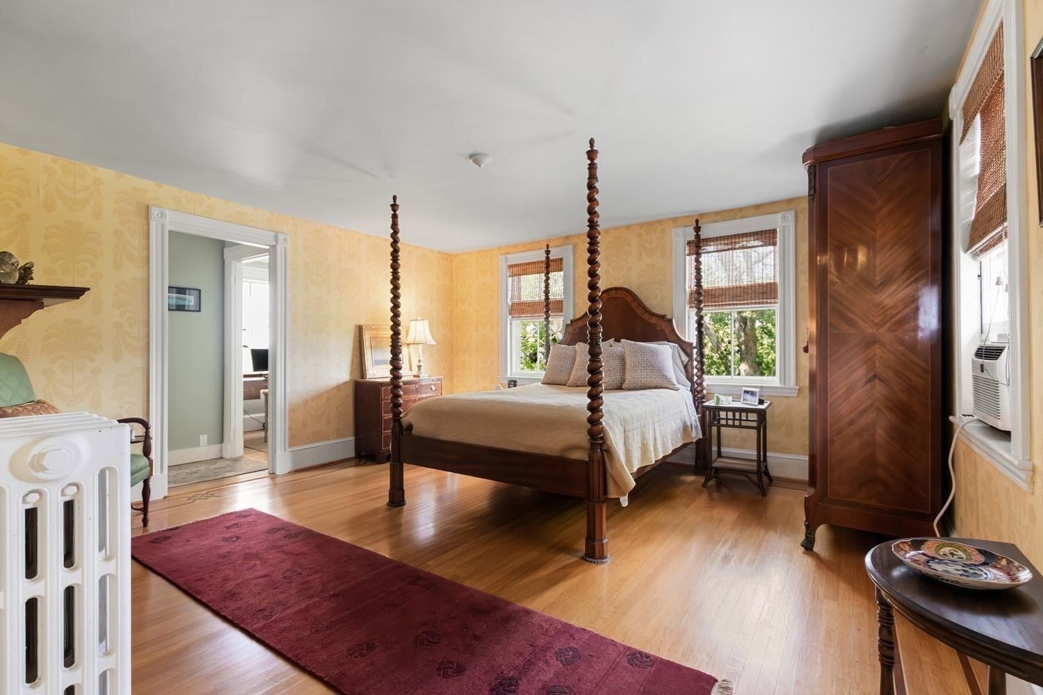 8 Leonard Cir, Medford, MA Photo #22