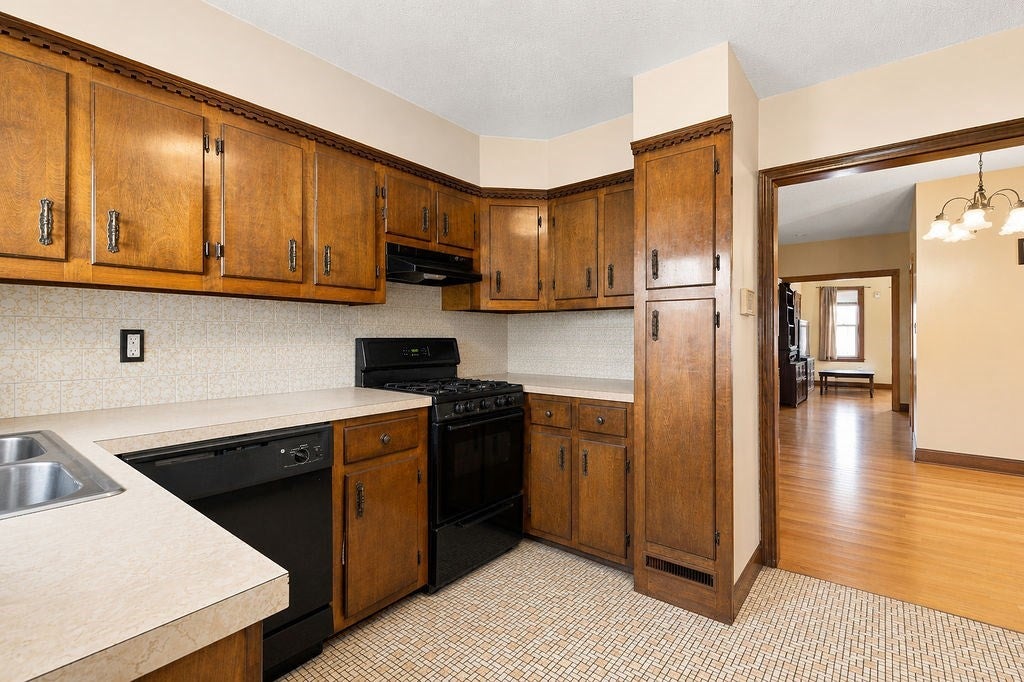 320 Davis Street, New Bedford, MA, 320 Davis Street, New Bedford, MA Photo #37