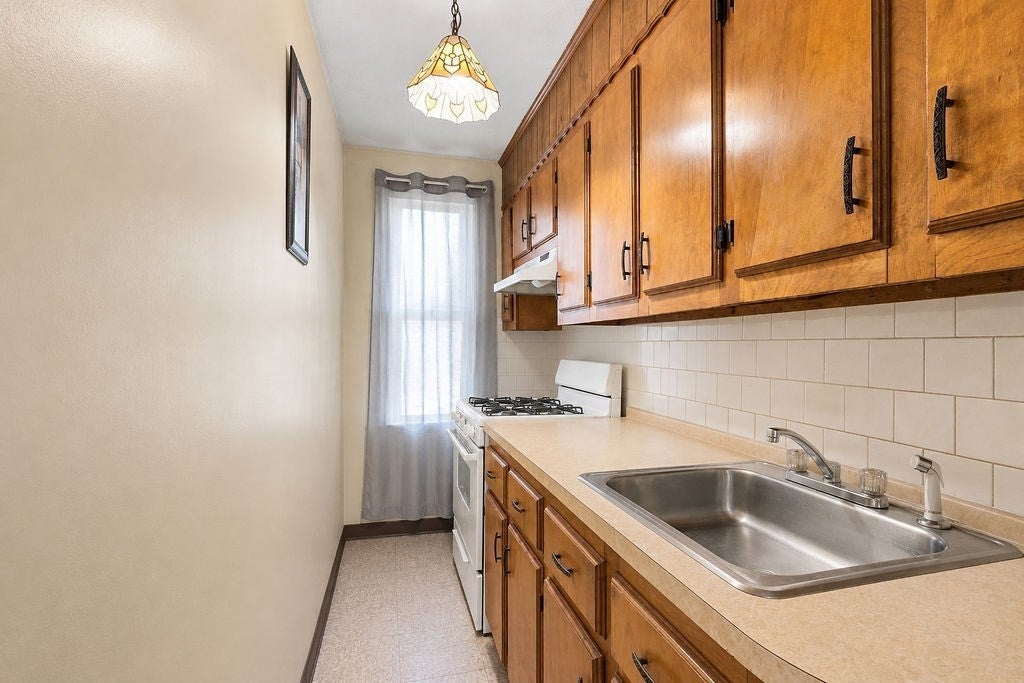 320 Davis Street, New Bedford, MA, 320 Davis Street, New Bedford, MA Photo #35