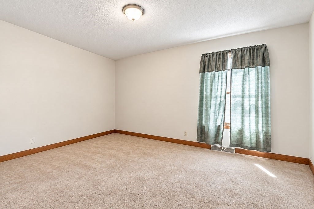 320 Davis Street, New Bedford, MA, 320 Davis Street, New Bedford, MA Photo #10