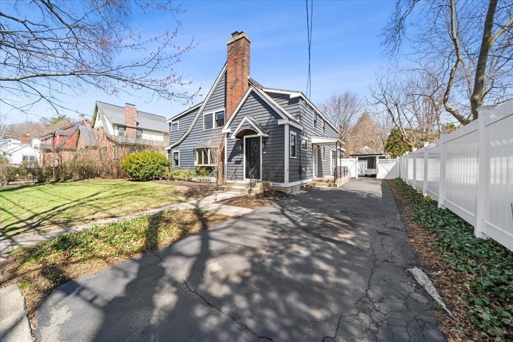 9 Venner Road