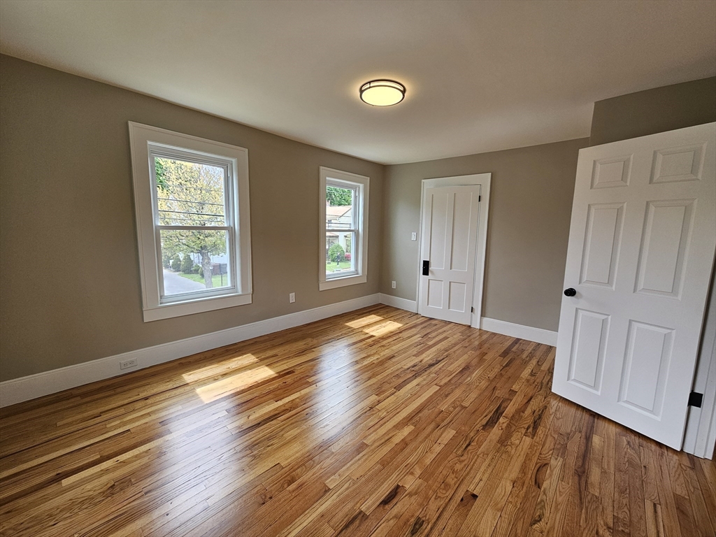 11 W School St, Westfield, MA, 11 W School St, Westfield, MA Photo #37