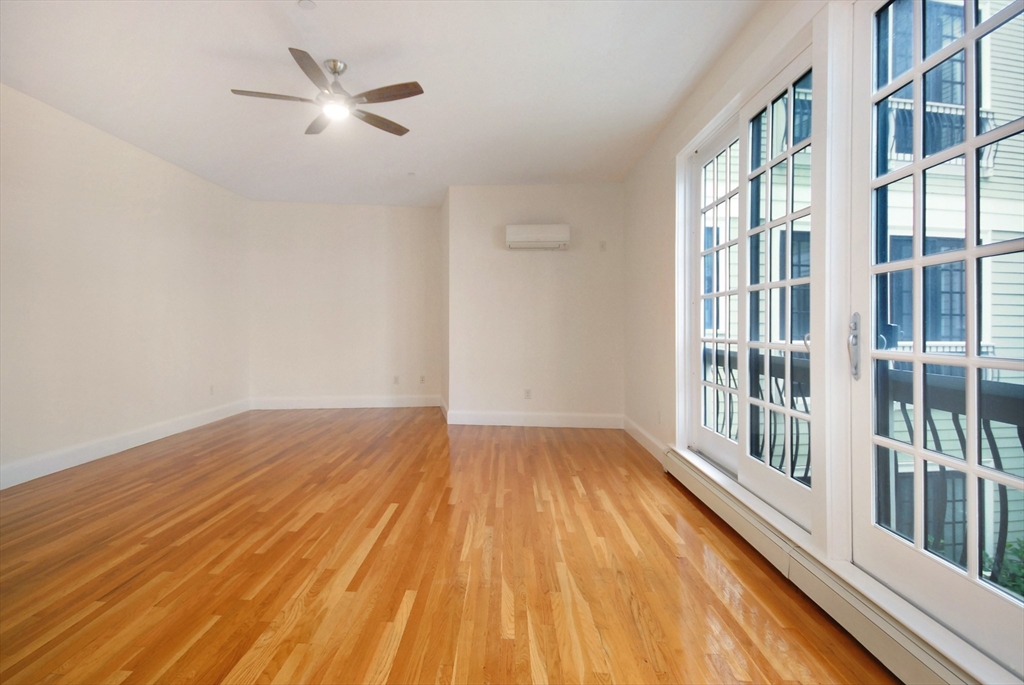 80 Webster Ave 3H