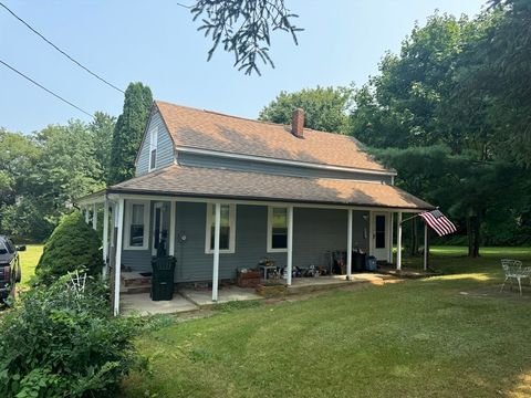 193 Linden St Swansea MA 02777