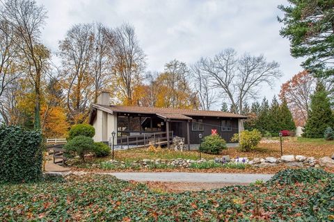 826 Osgood St North Andover MA 01845