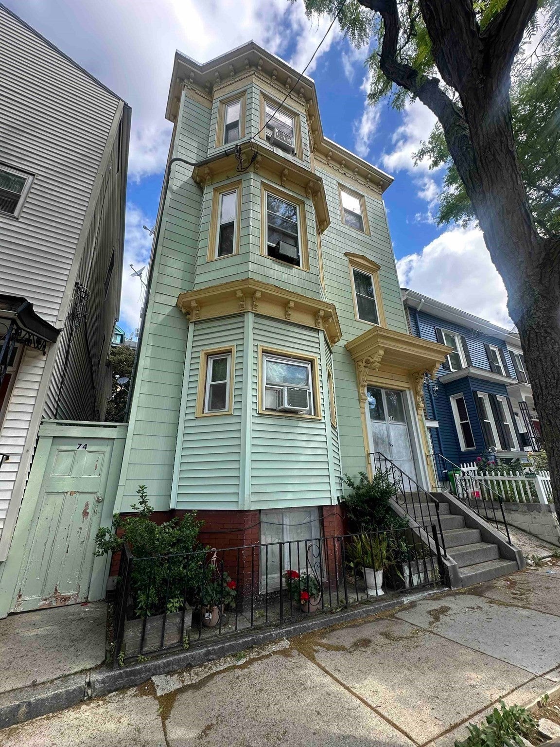 74 Trenton St