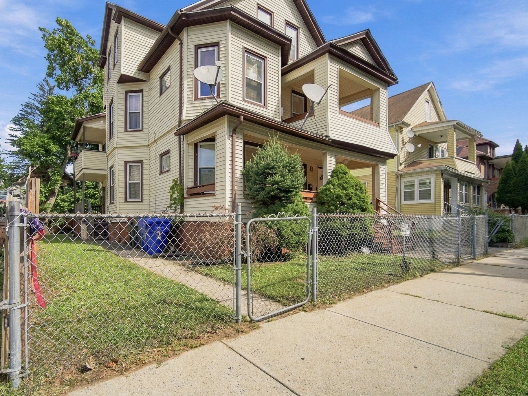Photo of 50 Orange St, Springfield, MA