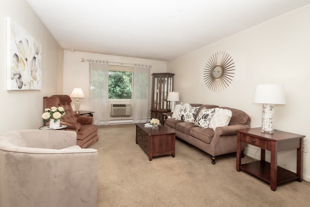 74 Beach St 6-8