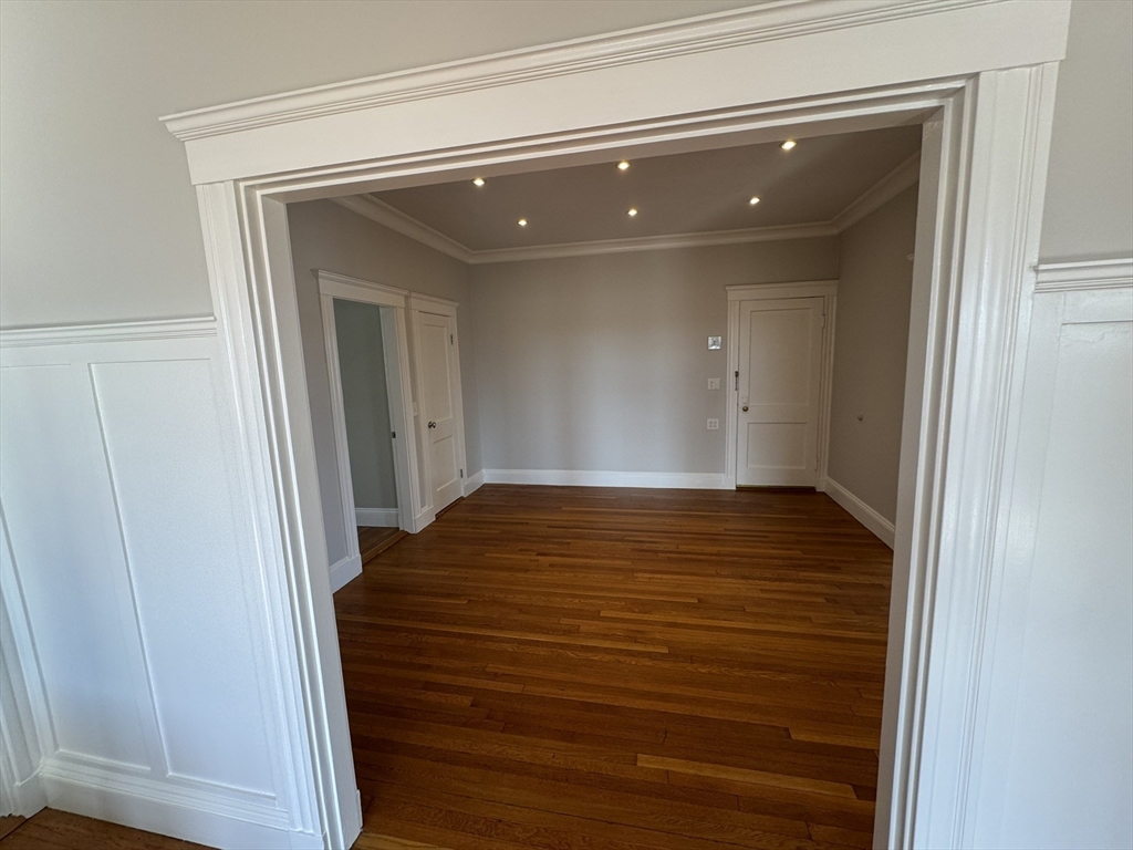 84 Tudor Street 6