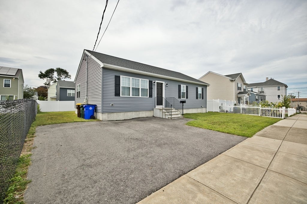 53 Pulaski St