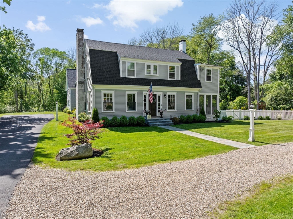 321 S Main St