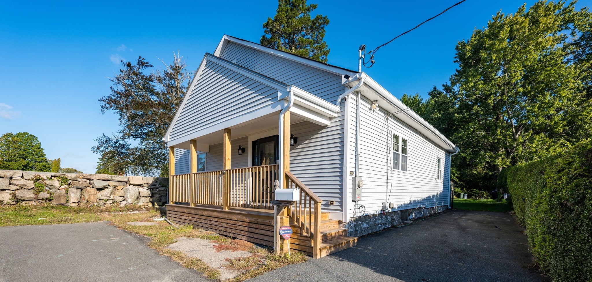 Photo of 67 Stowell St, New Bedford, MA