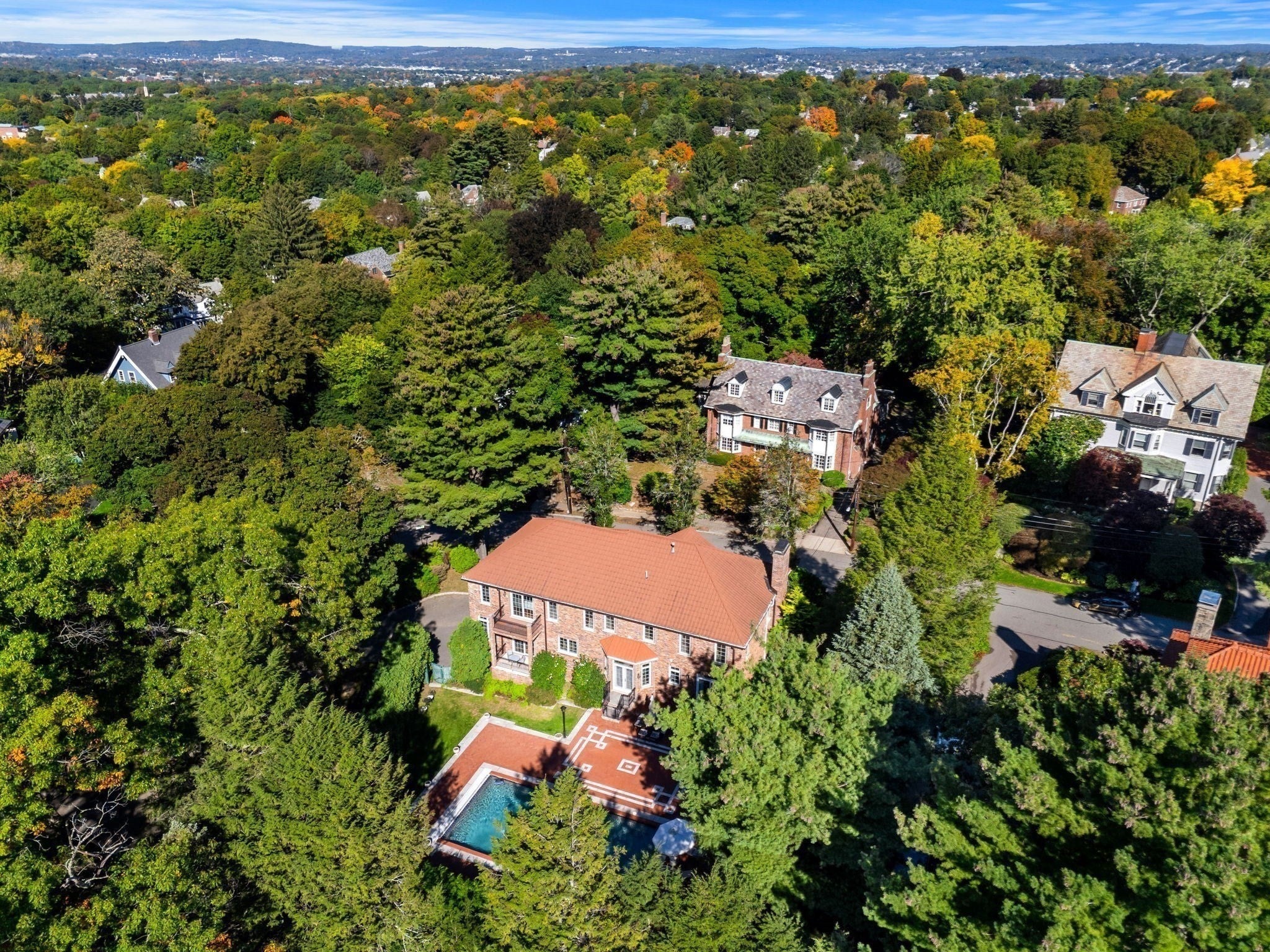 7 Monadnock Rd