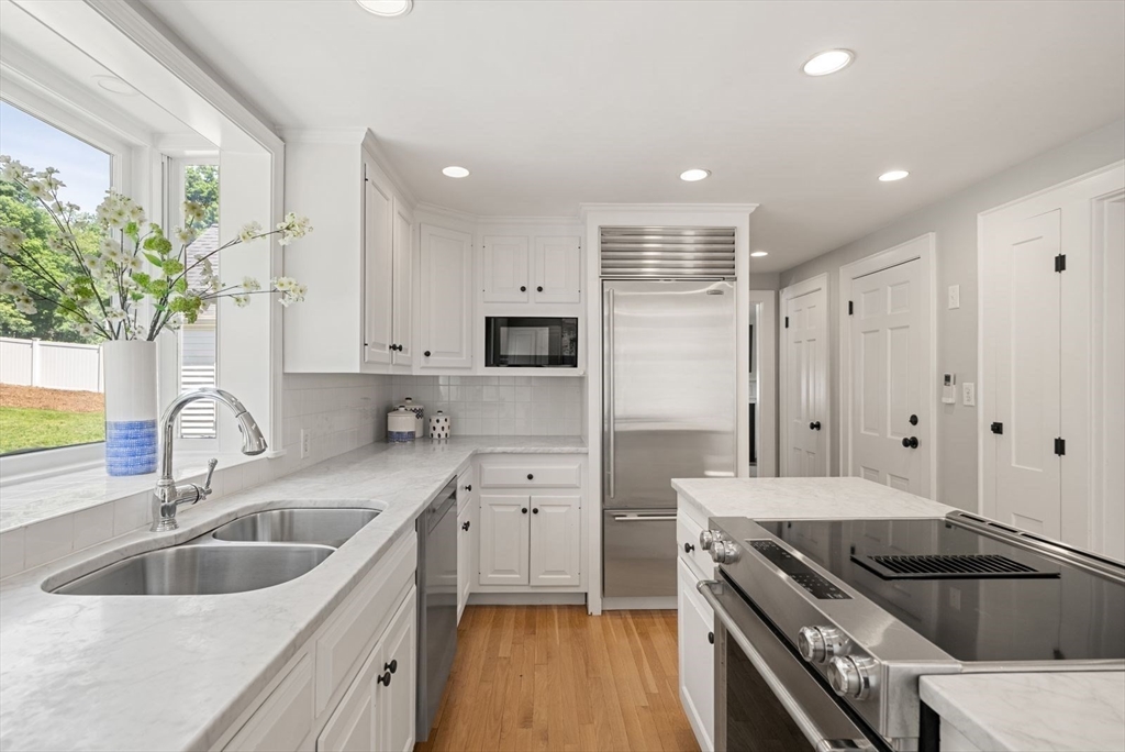 37 Salisbury Dr