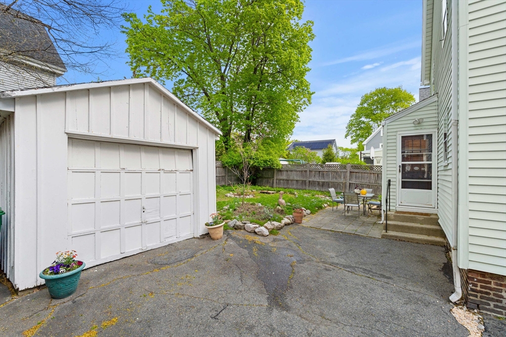 25 Alden Place, Newton, MA Photo #24