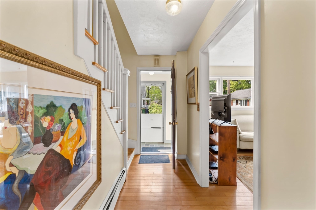25 Alden Place, Newton, MA Photo #12
