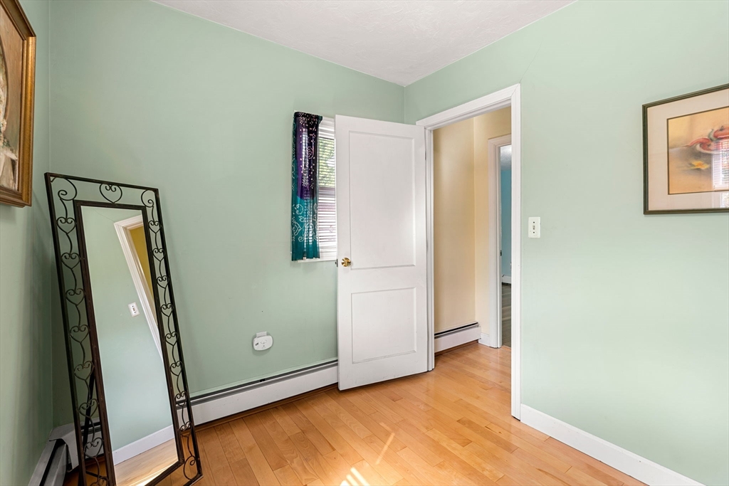 25 Alden Place, Newton, MA Photo #20