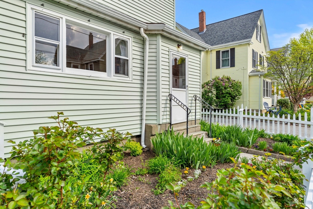 25 Alden Place, Newton, MA Photo #31