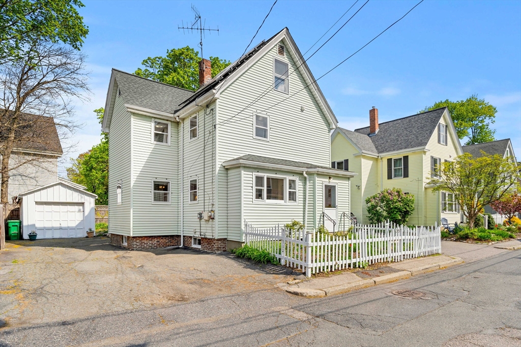 25 Alden Place, Newton, MA Photo #1