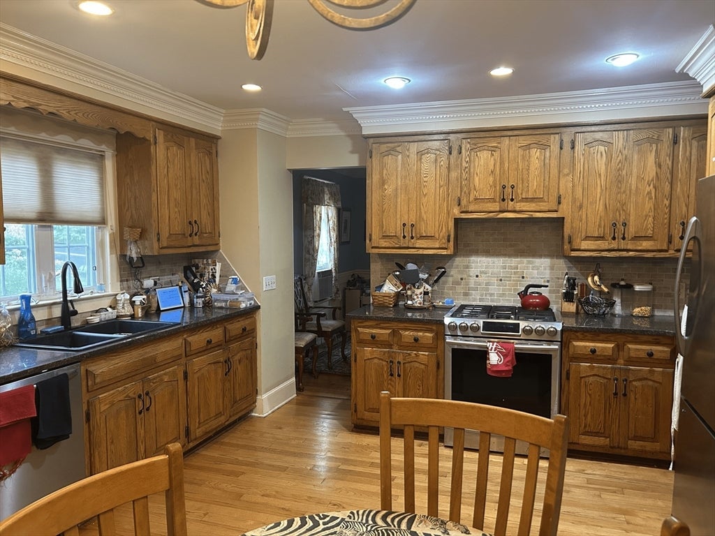 142 Springfield St, Springfield, MA, 142 Springfield St, Springfield, MA Photo #6