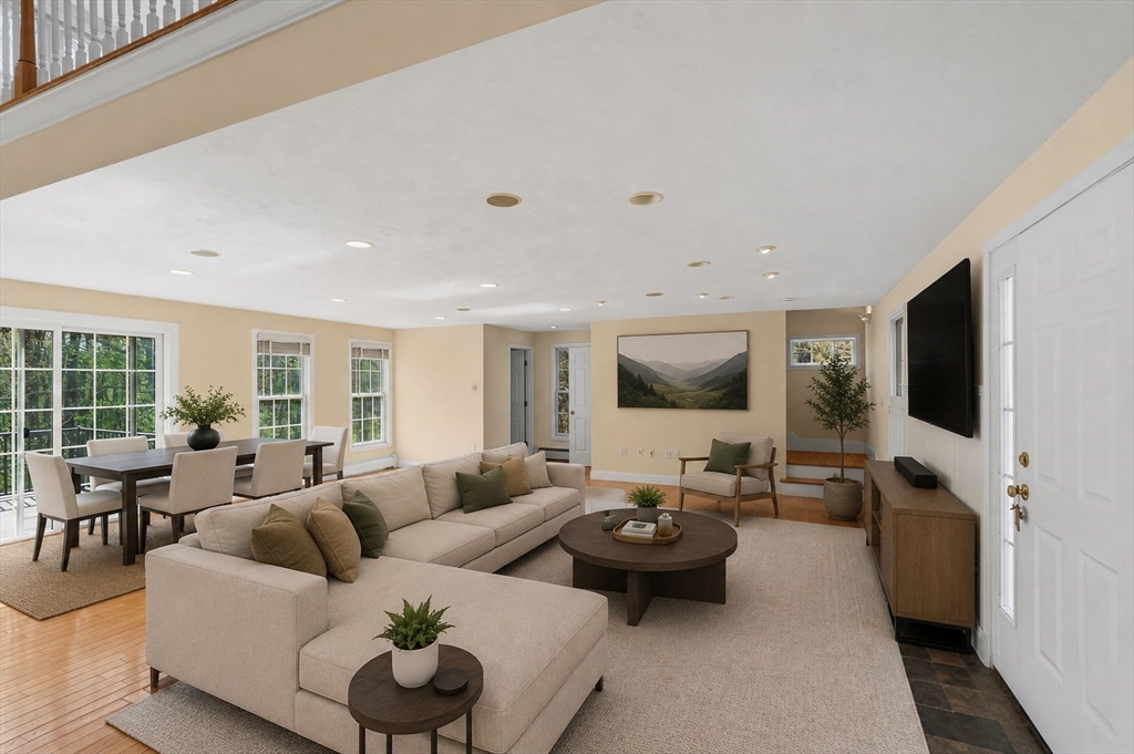 18 Fairview Dr