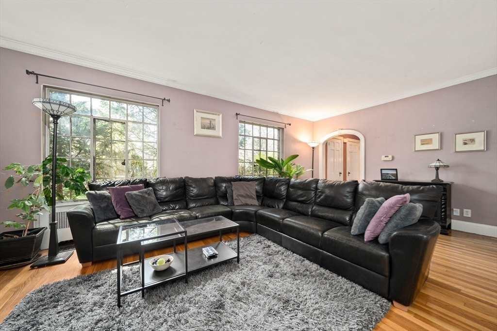56 West Boulevard Rd