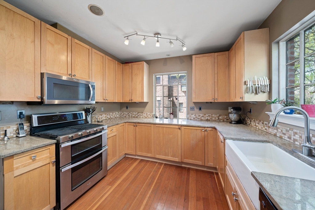 56 West Boulevard Rd