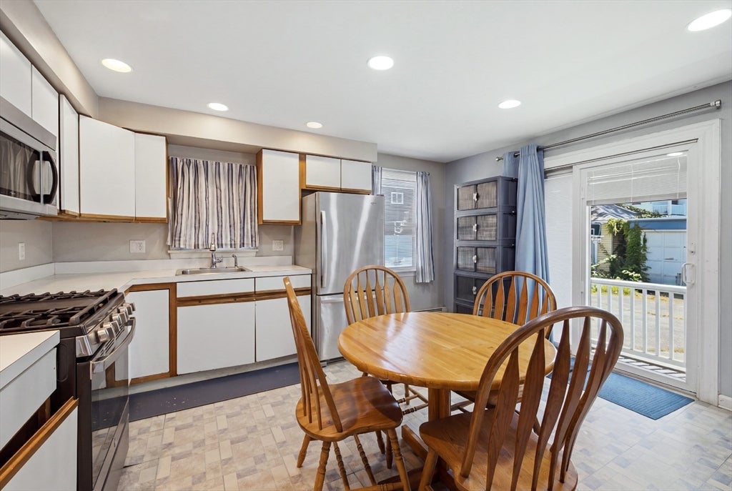 11 Gardner St #4, Salem, MA, 11 Gardner St #4, Salem, MA Photo #6