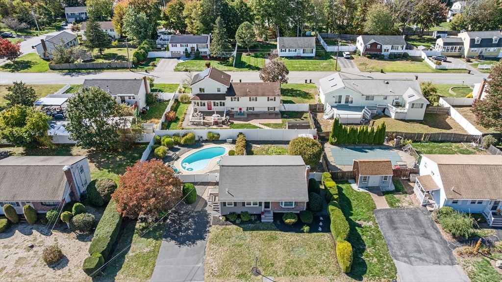51 Rangeley Ave