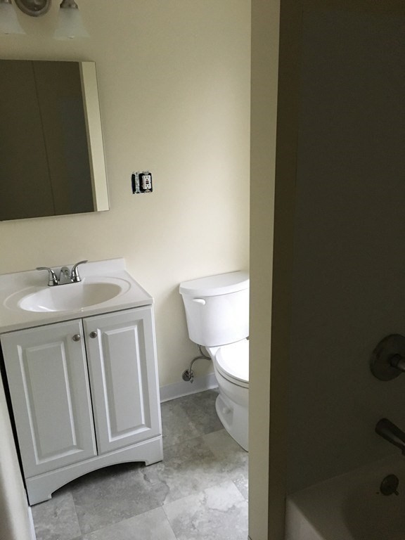 110 Crescent Ave 1