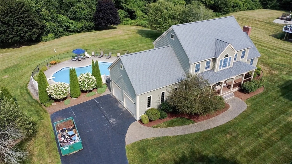 318 W Main St