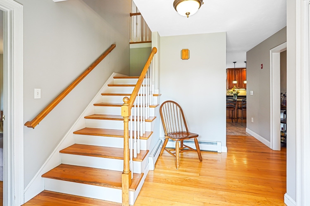 318 W Main St