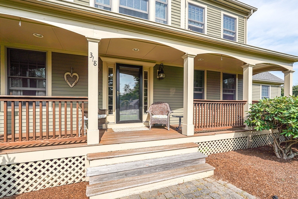 318 W Main St
