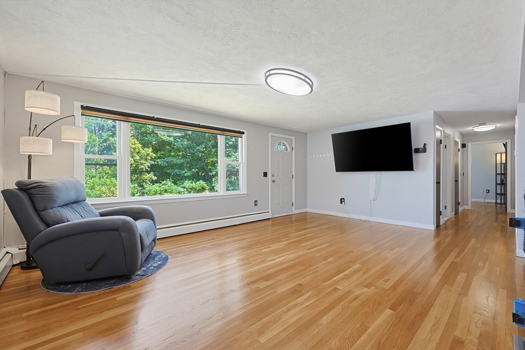 5 Rainville Ave, Fitchburg, MA, 5 Rainville Ave, Fitchburg, MA Photo #2
