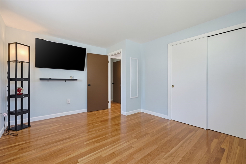 5 Rainville Ave, Fitchburg, MA, 5 Rainville Ave, Fitchburg, MA Photo #12