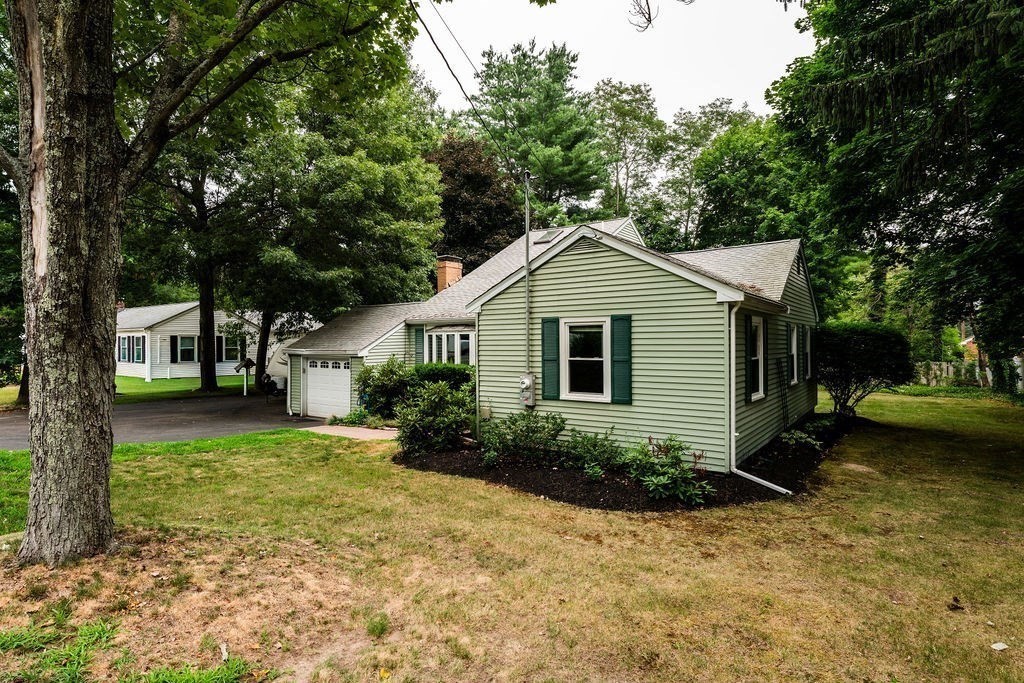 1083 Edgell Rd
