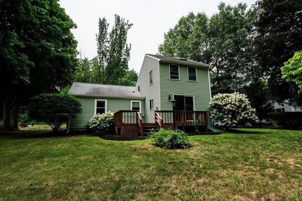 1083 Edgell Rd