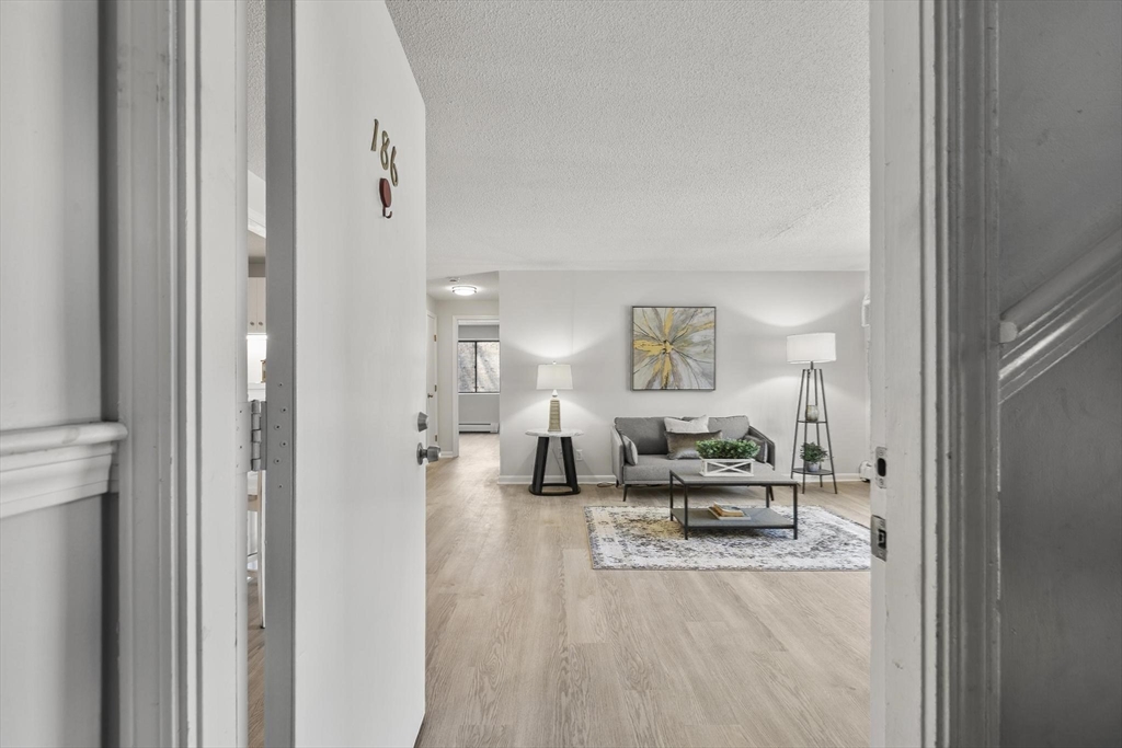 440 North Ave 186