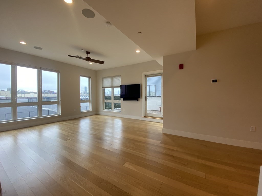 488 Dorchester Ave 2B